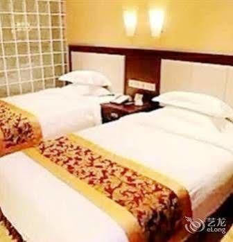 Tianhe Hotel เฉิงตู ภายนอก รูปภาพ